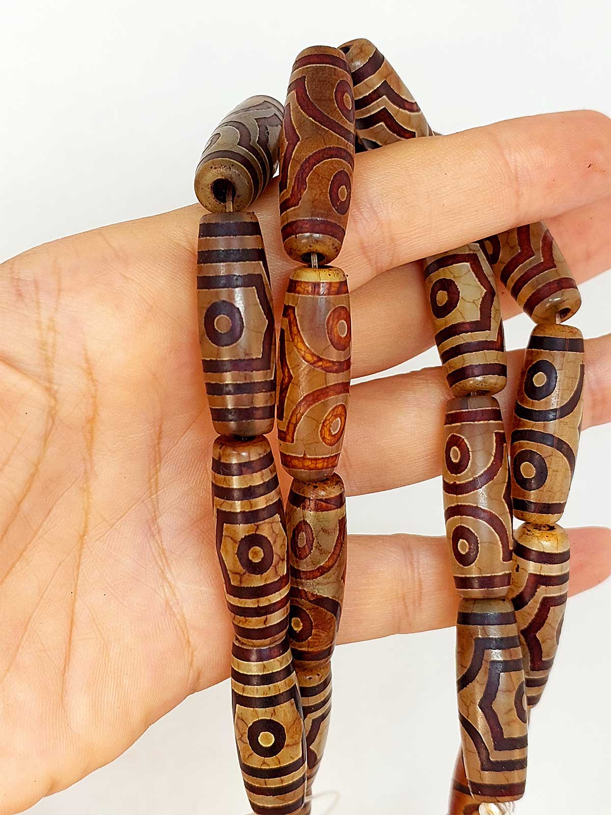 3 Göz Tibet Akik Taşı Silindir Kesim 10x30mm Dizi (45810)