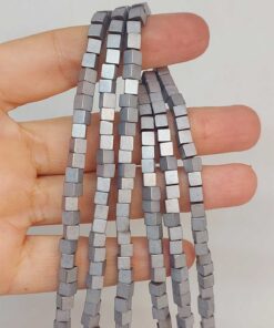 Hematit Taşı Küp Şekilli 4mm Dizi (49668)
