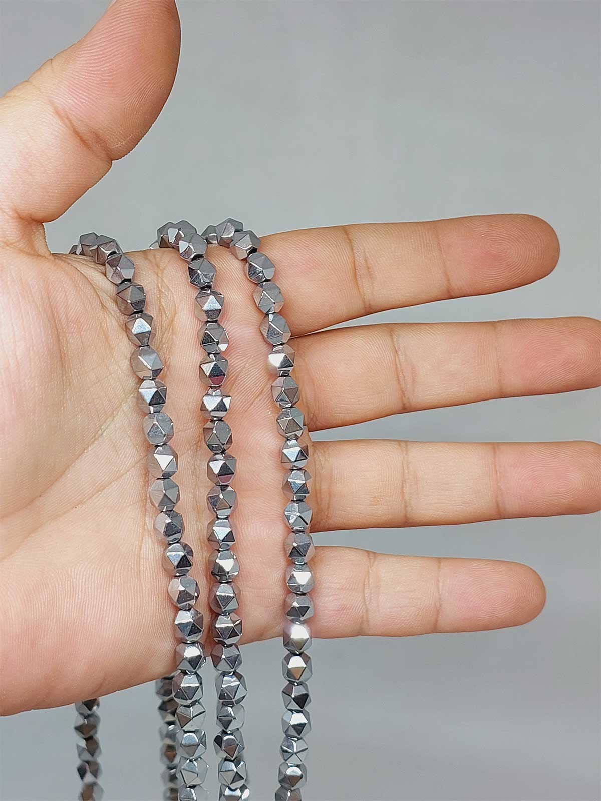 Hematit Taşı Şekilli 5*5.5mm YARIM Dizi (52338) (18cm uzunluğundadır)