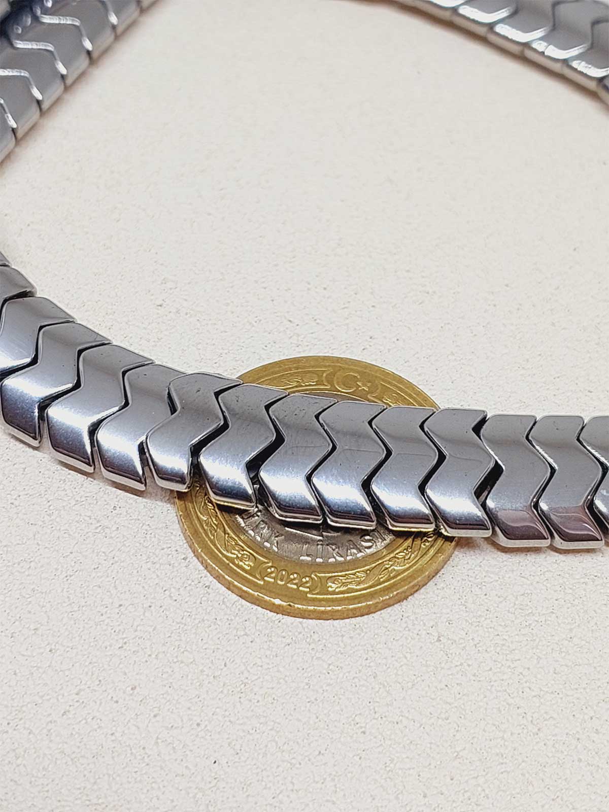 Çeyrek Dizi (9cm uzunluğundadır!) Hematit Taşı Şekilli Çift Delikli 4.5*12mm Çeyrek Dizi (52308) - Görsel 4