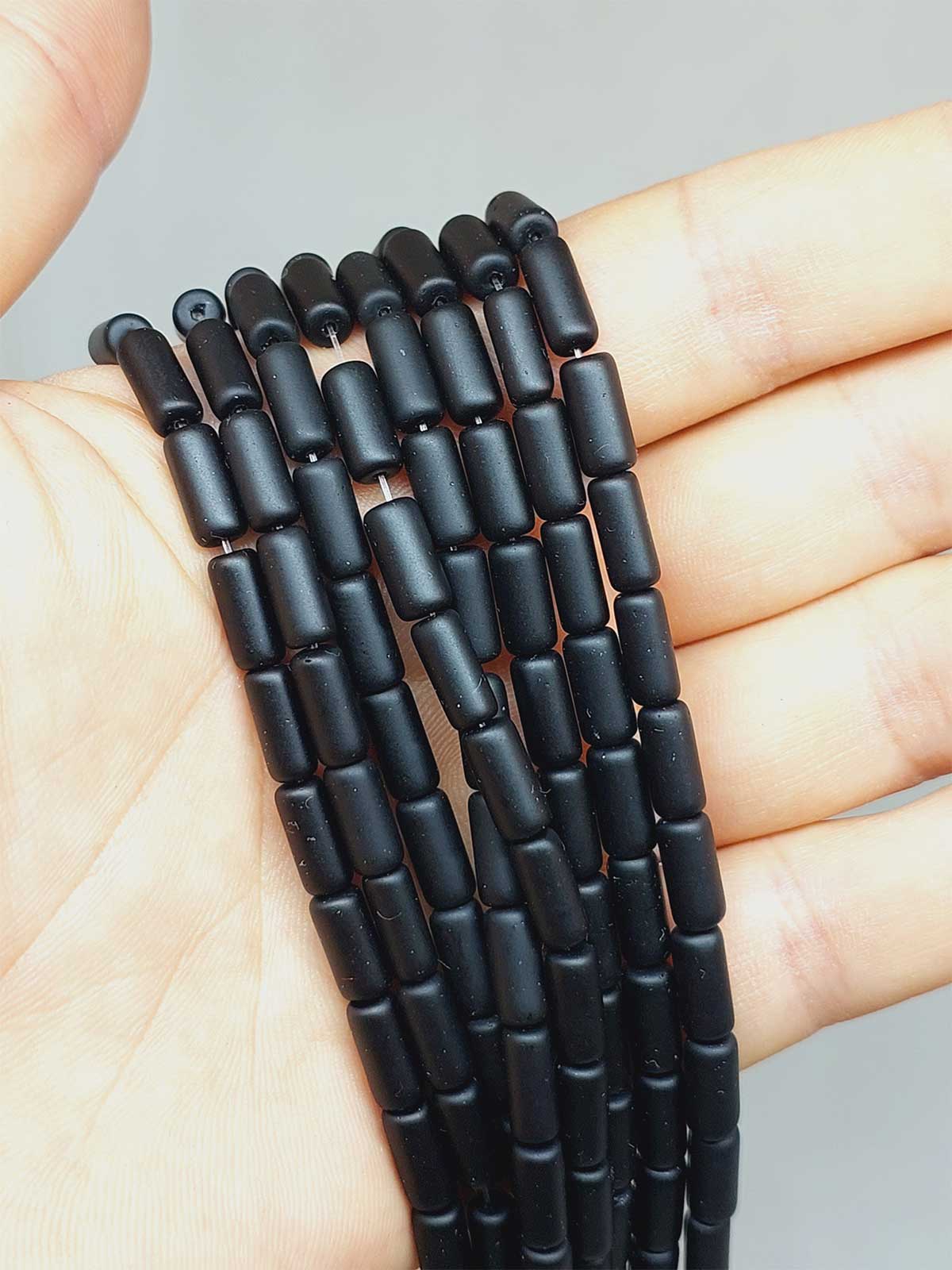 Oniks Taşı Kapsül Kesim 4.5x10mm Mat Dizi (52950)