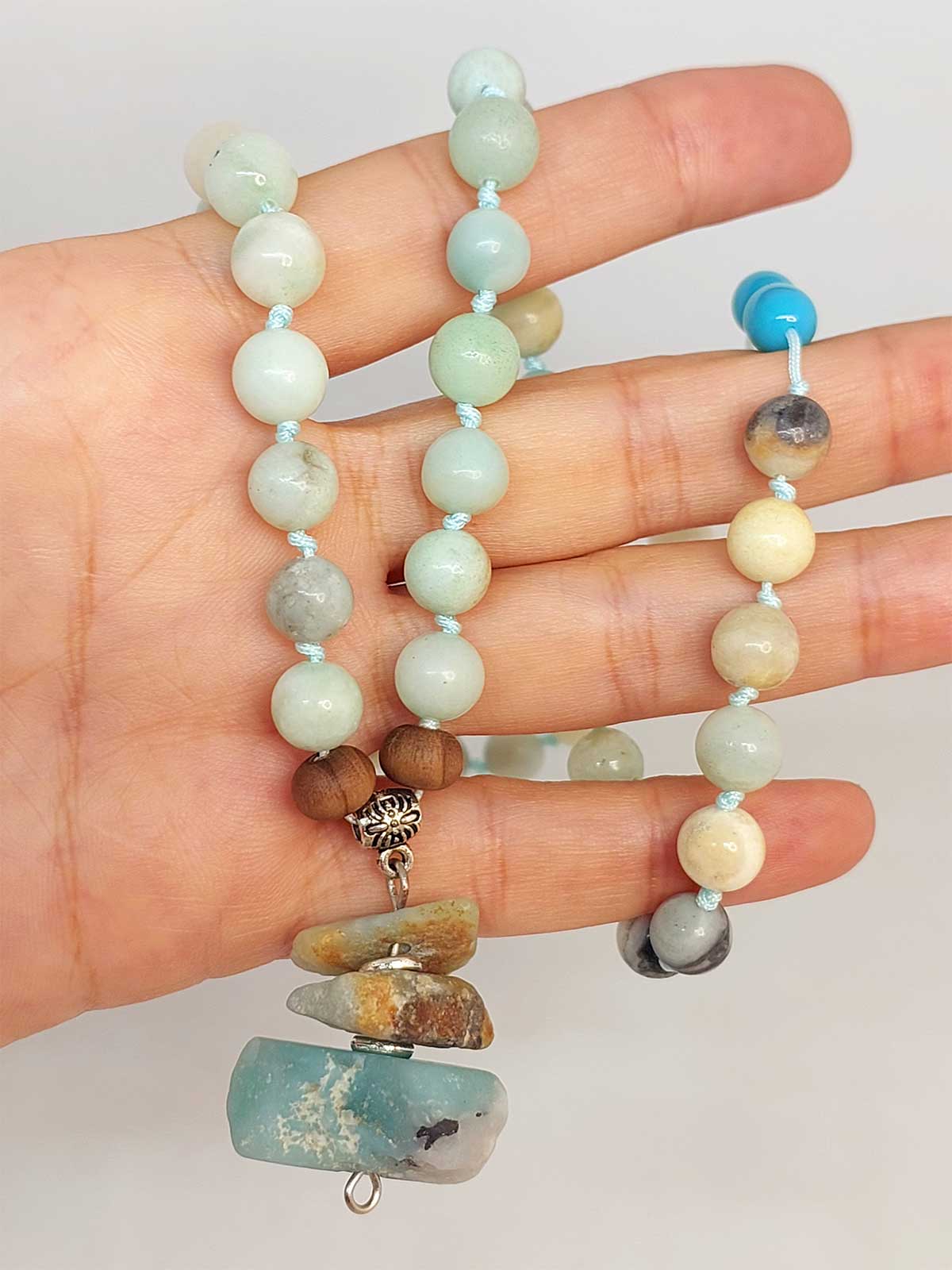 Amazonit Taşı Düğümlü Unisex Tasarım Kolye 8mm (45075) - Görsel 3