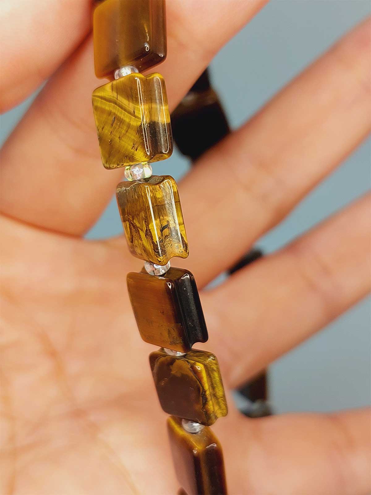Kaplan Gözü Taşı Yandan Oyuklu Kare Kesim 10x10mm YARIM Dizi (49564) (18cm uzunluğundadır) - Görsel 2