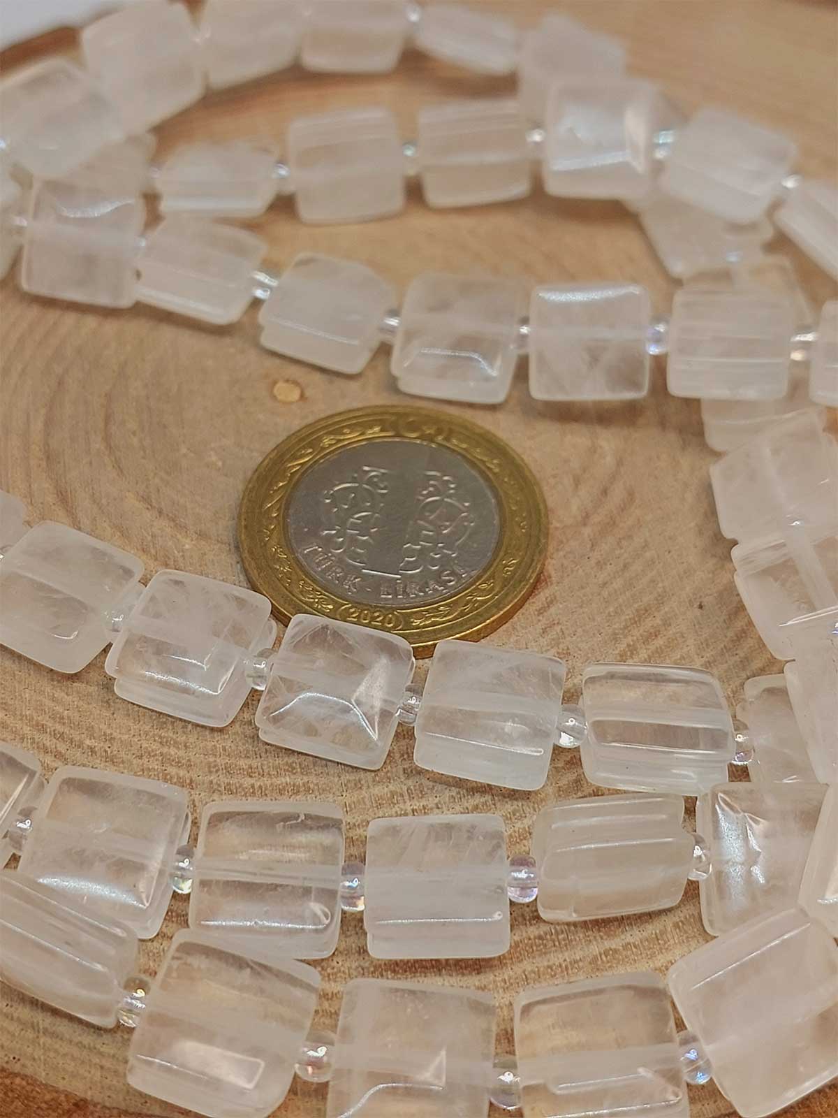 Çeyrek Dizi (9cm uzunluğundadır!) Kristal Kuvars Taşı Yandan Oyuklu Kare Kesim 10x10mm Çeyrek Dizi (49556) - Görsel 4