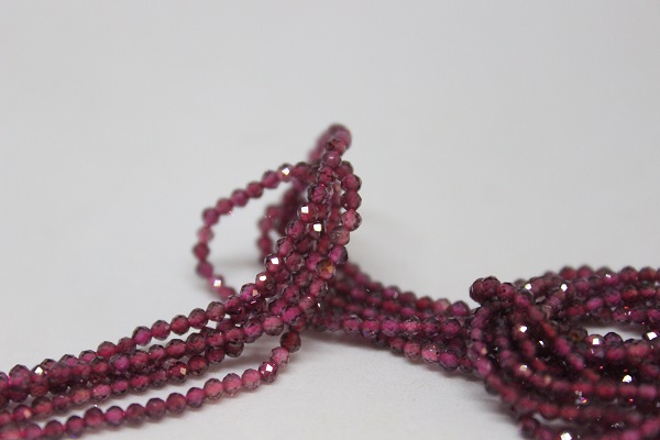 Lal (Garnet - Granat ) Taşı YARIM Dizi 2mm (17cm uzunluğundadır)
