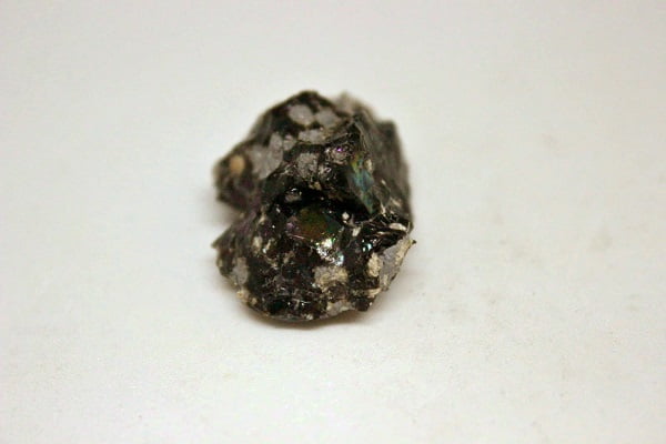 Gökkuşağı & Kartanesi Obsidyen Taşı Ham Parça