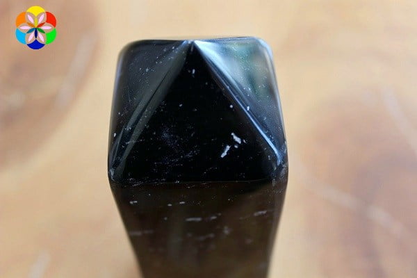Siyah Obsidyen Taşı Piramit Uçlu - Görsel 4