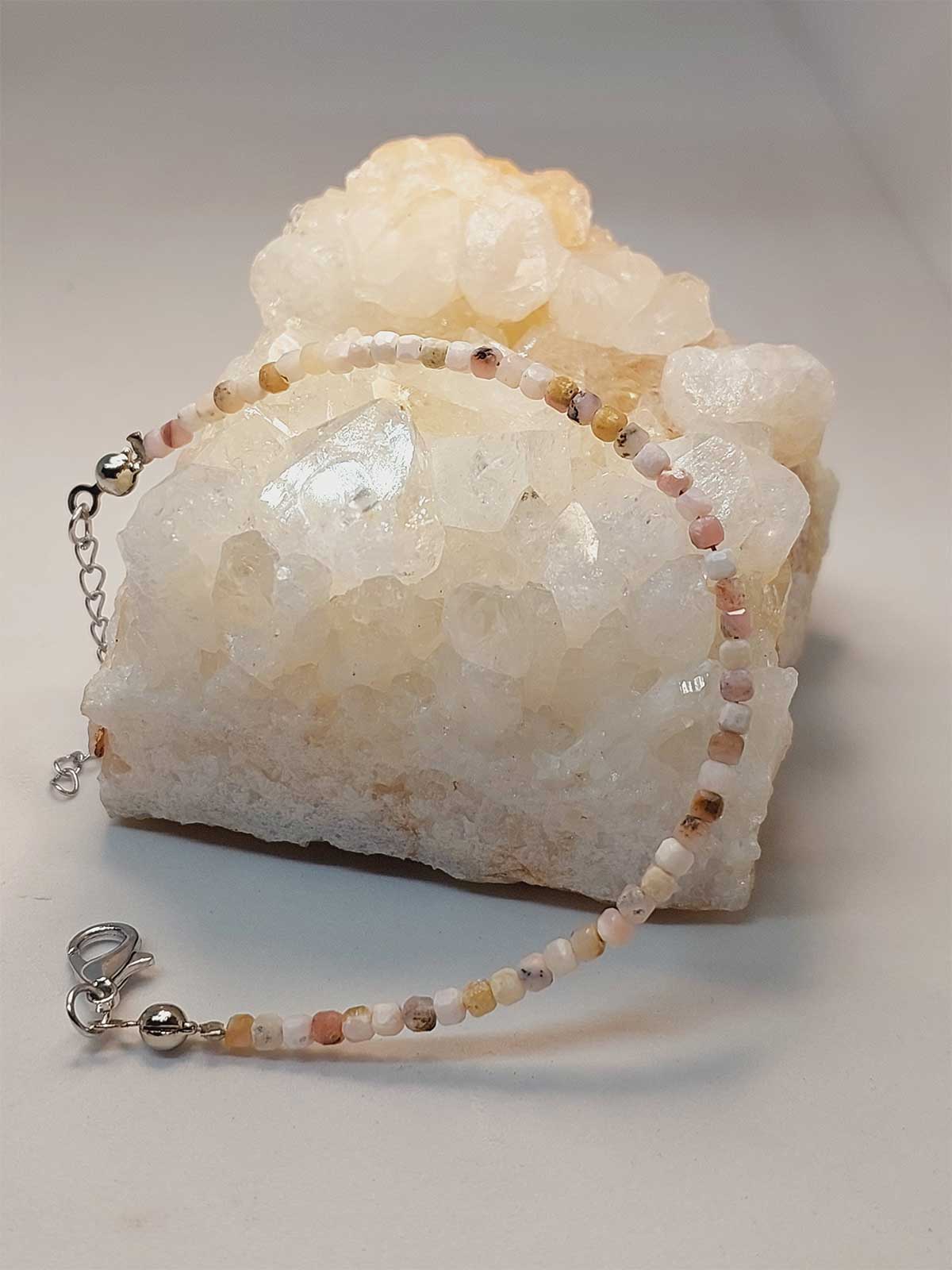 Opal Taşı Küp Şekilli 2.5mm Bileklik (45310)