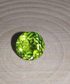 Peridot Taşı Faset Kesim (yüzük. kolye ucu vb yapımına uygun) (Ortalama 2.3 karat)