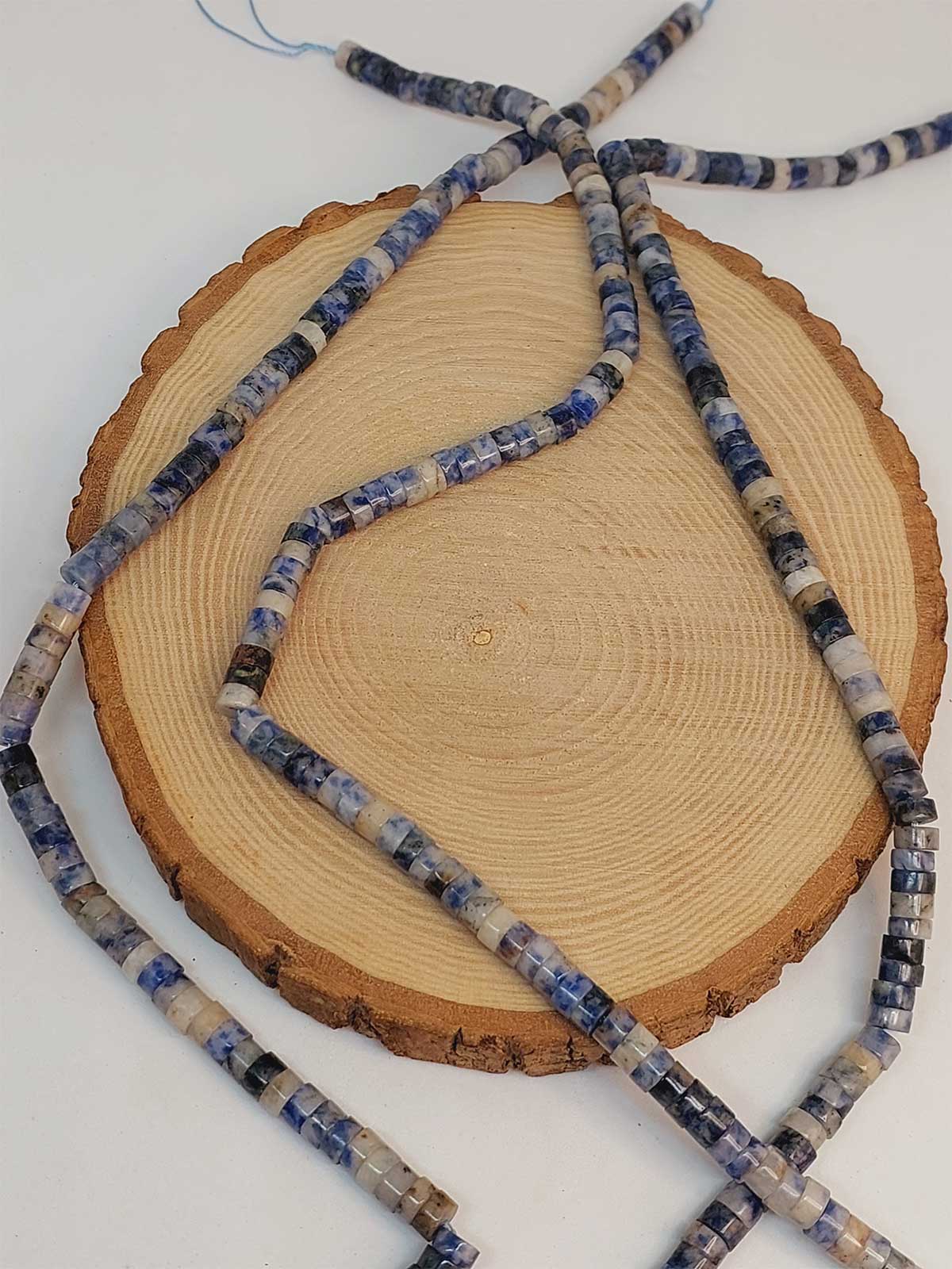 Sodalit Taşı Şekilli 3x6mm Dizi (49354) - Görsel 3