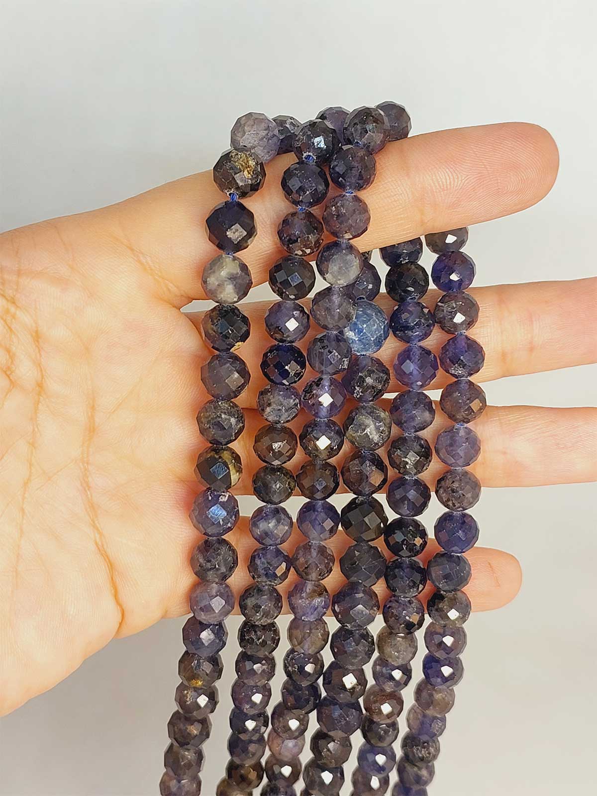 Su Safiri (İyolit) Taşı Faset Kesim 7-7.5mm Aralığı Dizi (45934)