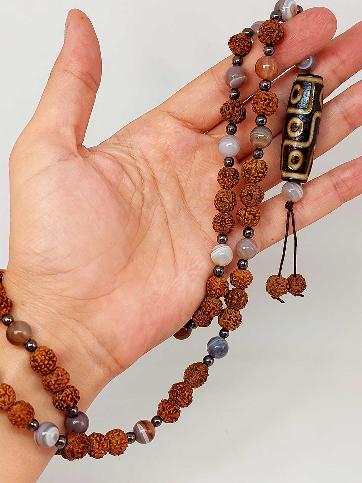 Tibet & Botswana Akik Taşlı Dokuz Göz Sembollü Rudraksha Unisex Kolye 8mm - Görsel 6
