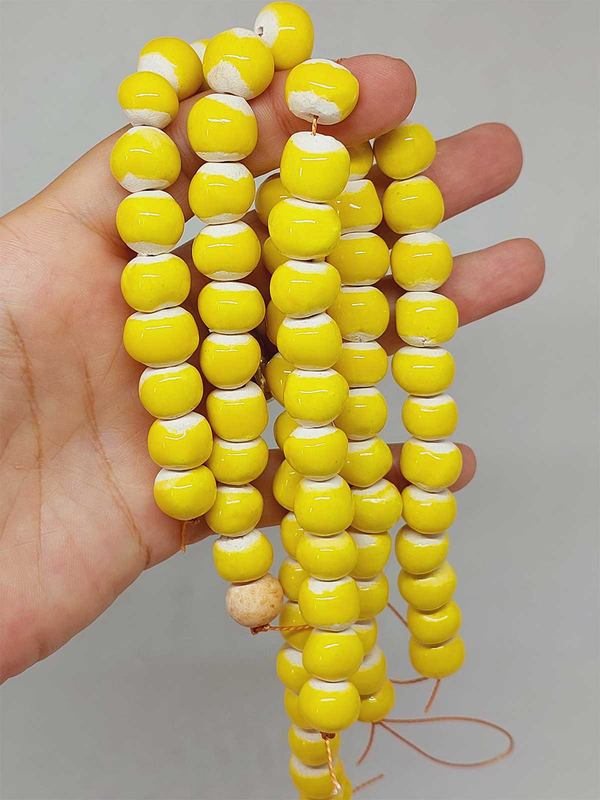 Sarı Renk Sırlı Seramik Boncuk Dizi 10-12mm/23cm (54150)