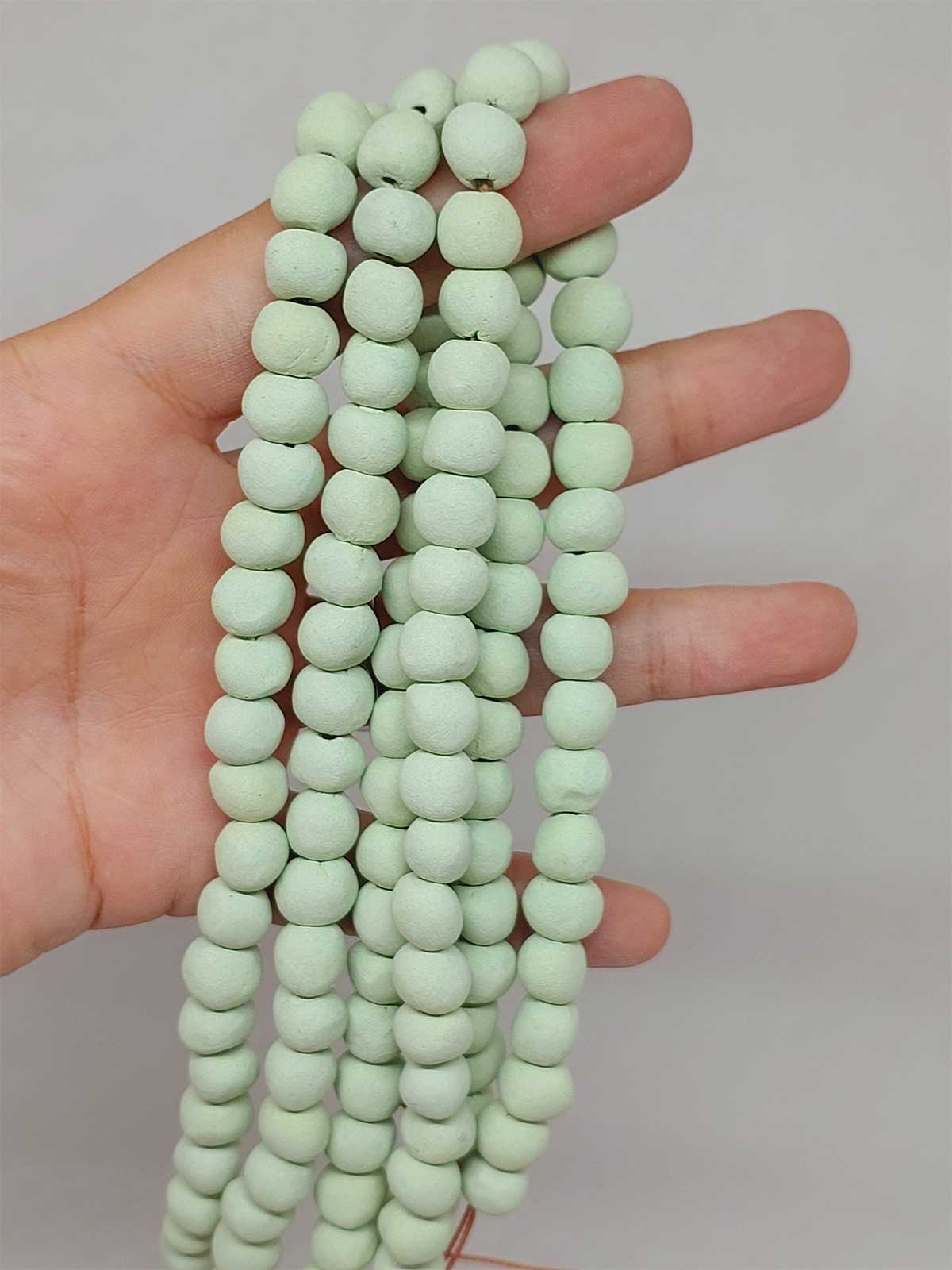 Yeşil Pigmentli Seramik Boncuk Dizi 8-9mm/30cm (54252)